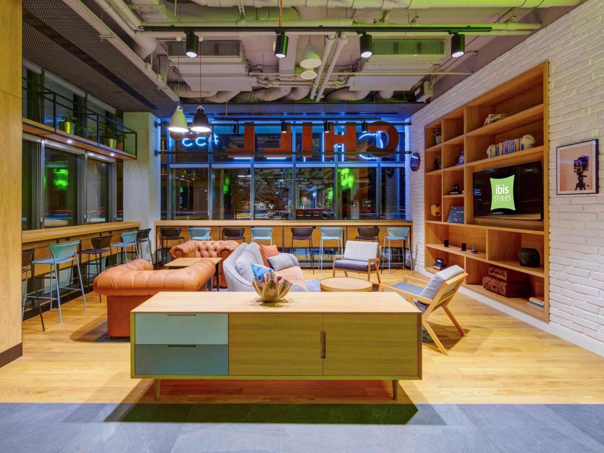 ibis Styles Kraków Centrum Cracóvia Exterior foto