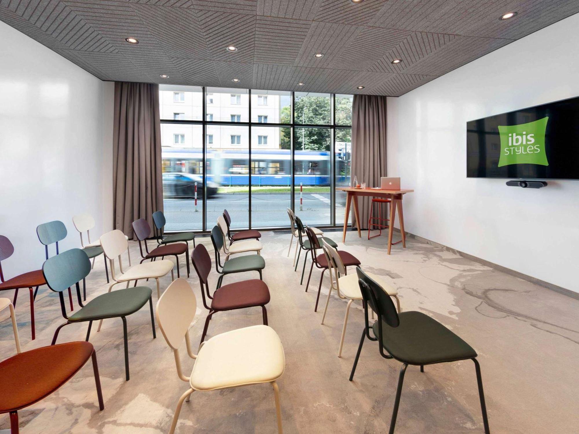 ibis Styles Kraków Centrum Cracóvia Exterior foto